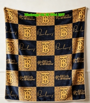 Burberry Flannel Throw Blanket Checkerboard Monogram Print Sofa Blanket B153